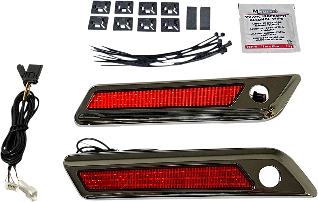 CUSTOM DYNAMICS Latch Light - Saddlebag - Red - Chrome CD-SBL-BCM-RC