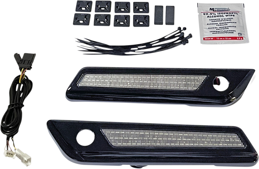 CUSTOM DYNAMICS Latch Light - Saddlebag - Smoke - Black CD-SBL-BCM-SB