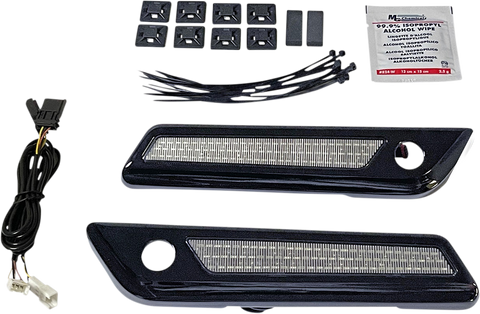 CUSTOM DYNAMICS Latch Light - Saddlebag - Smoke - Black CD-SBL-BCM-SB