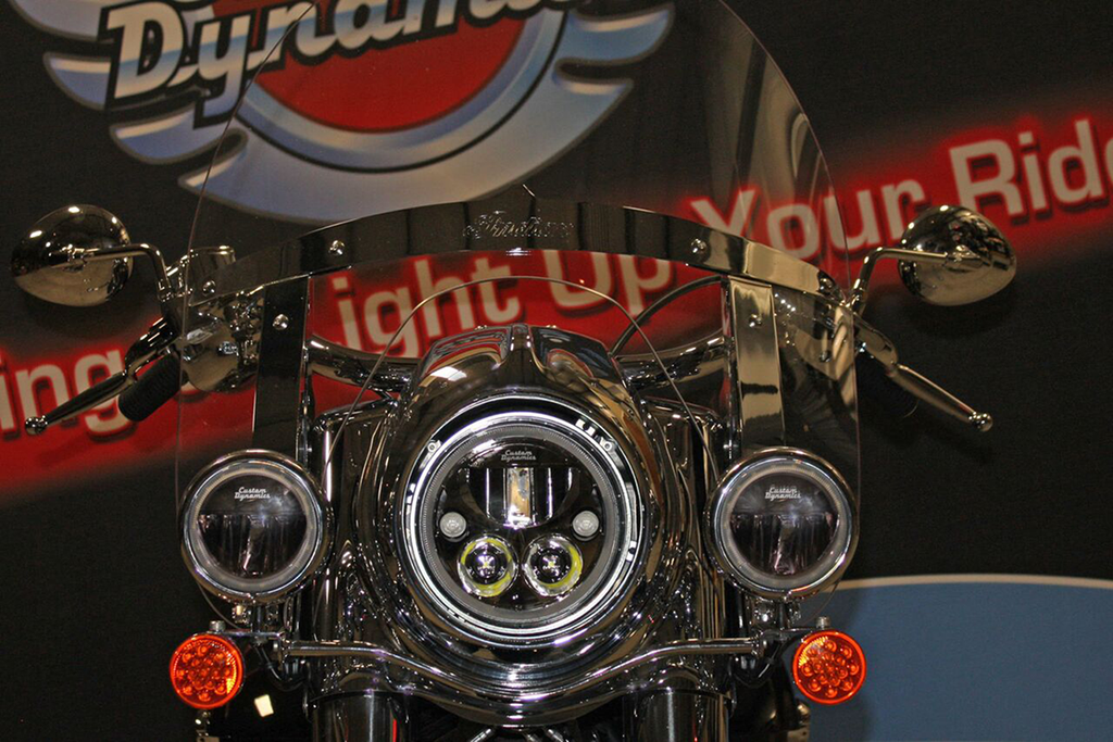 CUSTOM DYNAMICS 7" TruBEAM? Headlamp - Black - Chieftain CDTB-7-IF-B