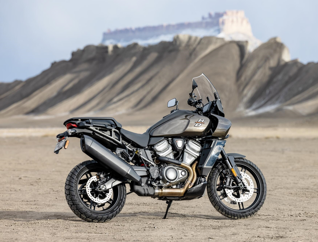 MICHELIN Tire - Scorcher? Adventure - Rear - 170/60R17 - 72V 06587