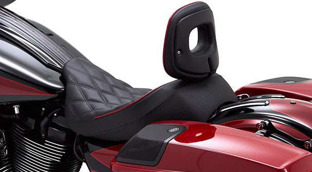 Classic Solo saddle, no heat, 2009-2023 H-D Touring models