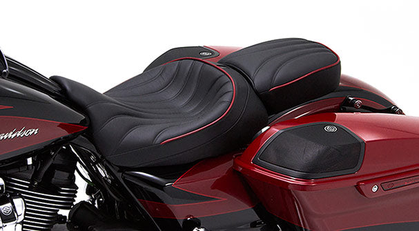 Classic Solo saddle, no heat, 2009-2023 H-D Touring models